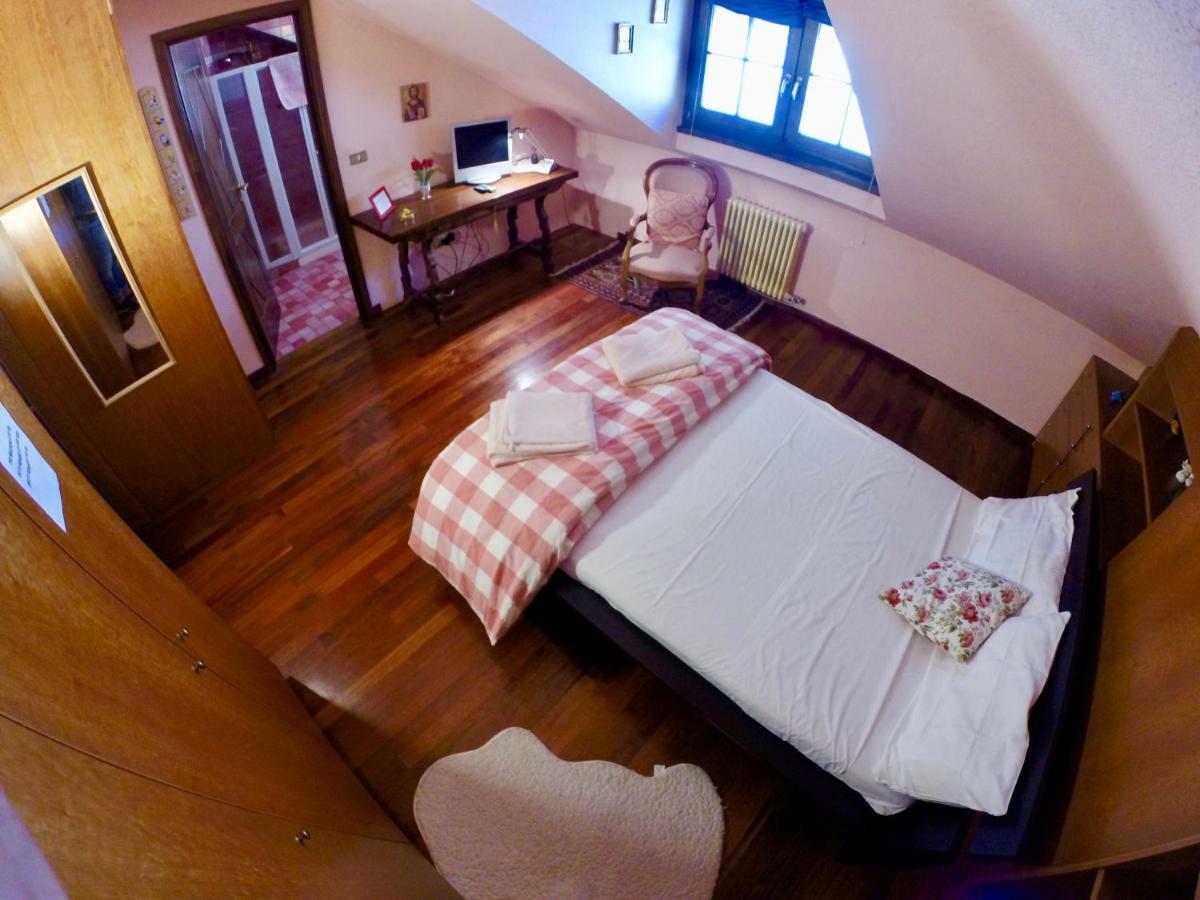 Bed & Breakfast Chez Berry Aosta Exterior photo